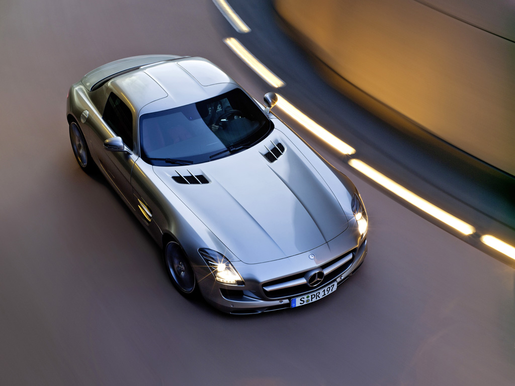  Mercedes Benz_SLS