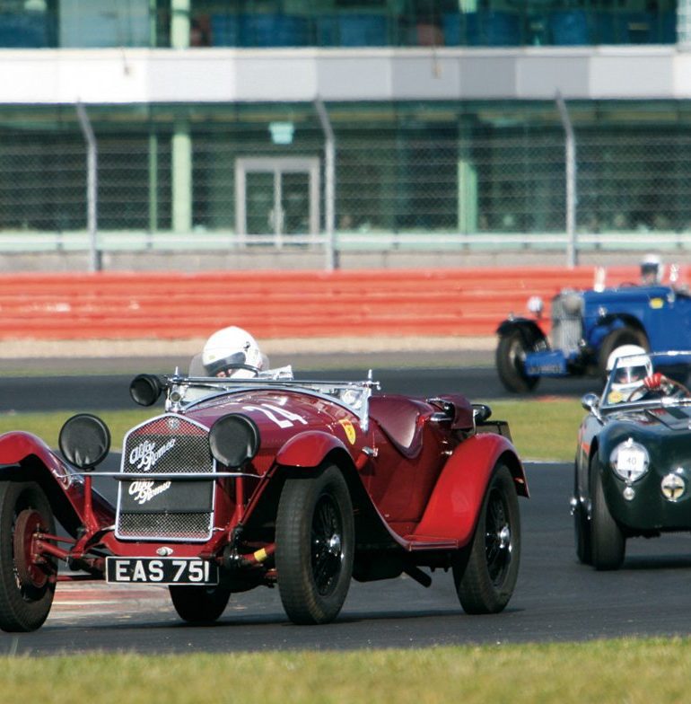 Alex Pilkington bends his Alfa Romeo 6C 1750 into a right-hander. Photo: Pete Austin