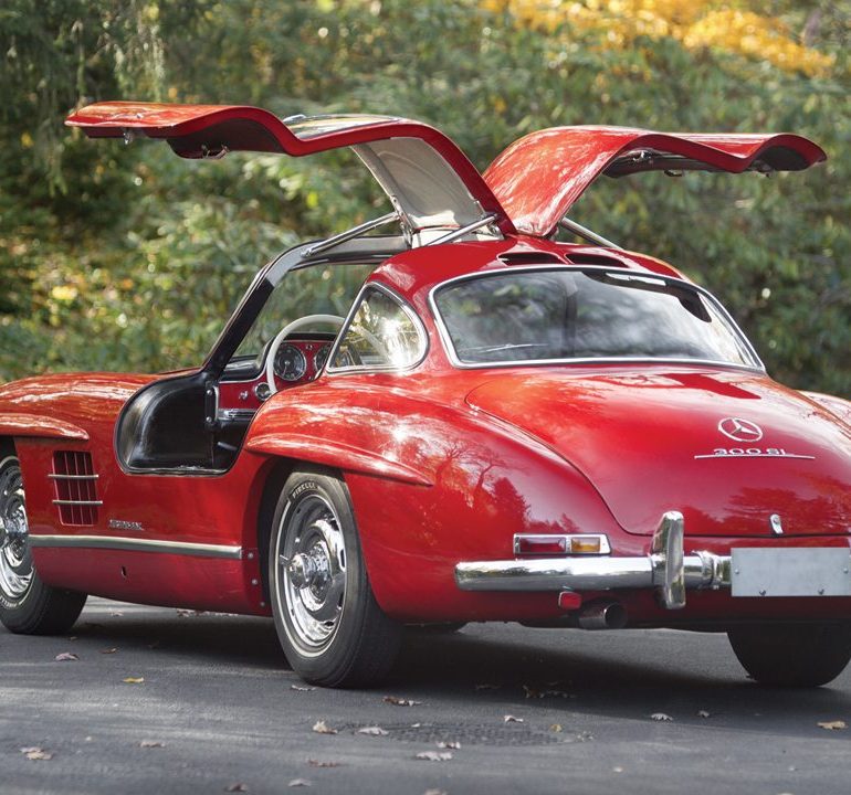 1956 Mercedes-Benz 300SL Gullwing (198.040.6500044) sold at $715,000. Photo: Pawel Litwinski