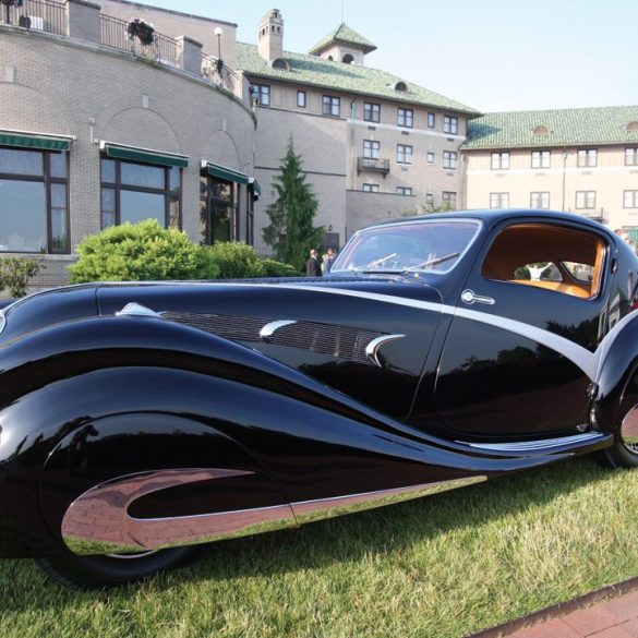 This 1936 Duesenberg Concept, called the “Gentleman’s Speedster,” was designed by Gordon Buehrig. It is now in the William H. Swigart, Jr. Automobile Museum. Photo: J. Michael Hemsley