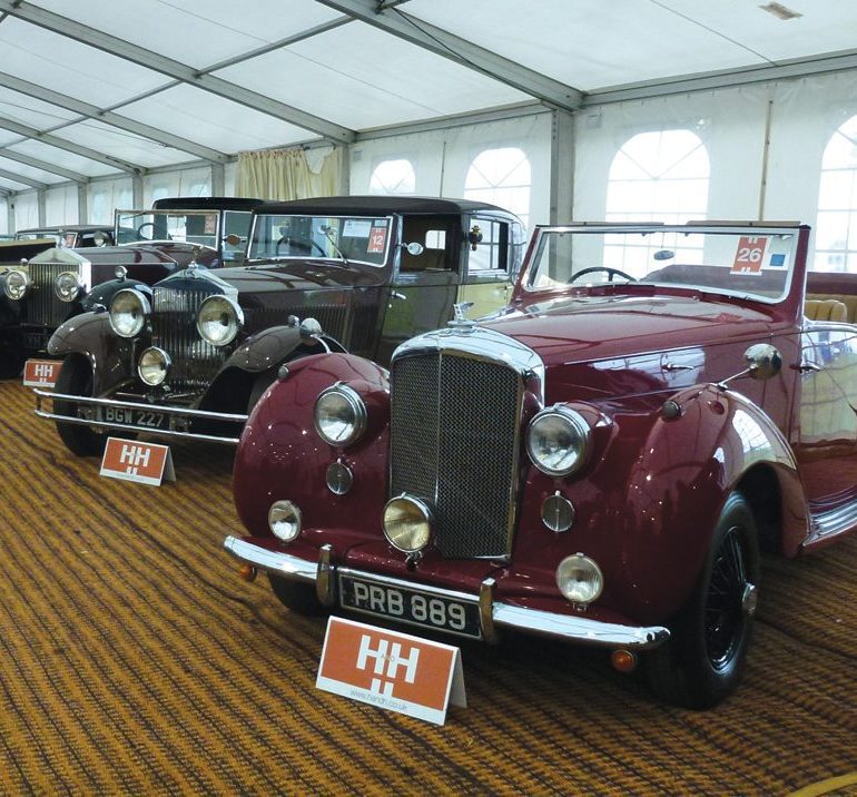 1950 Bentley MkVI Tourer (sold for £42,000), while the 1934 Rolls Royce Sedanca De Ville (near background ), and 1927 Rolls Royce Phantom I Sedance De Ville (far background) failed to sell. Photo: Mike Jiggle