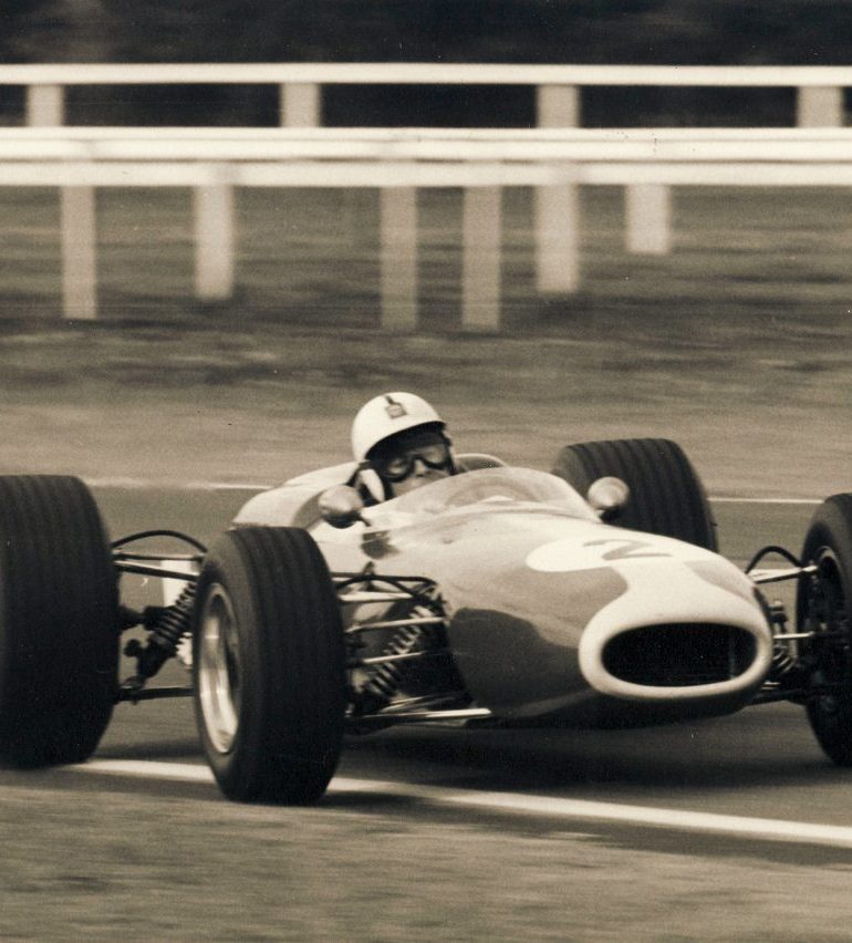 In Bob Jane’s Repco-Brabham BT11A-Climax, shown here at Warwick Farm, Martin won Australia’s Gold Star Formula One series in both 1966 and ’67. Photo: Spencer Martin Collection