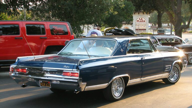 1964_Oldsmobile_Starfire_HGR_633 | | SuperCars.net