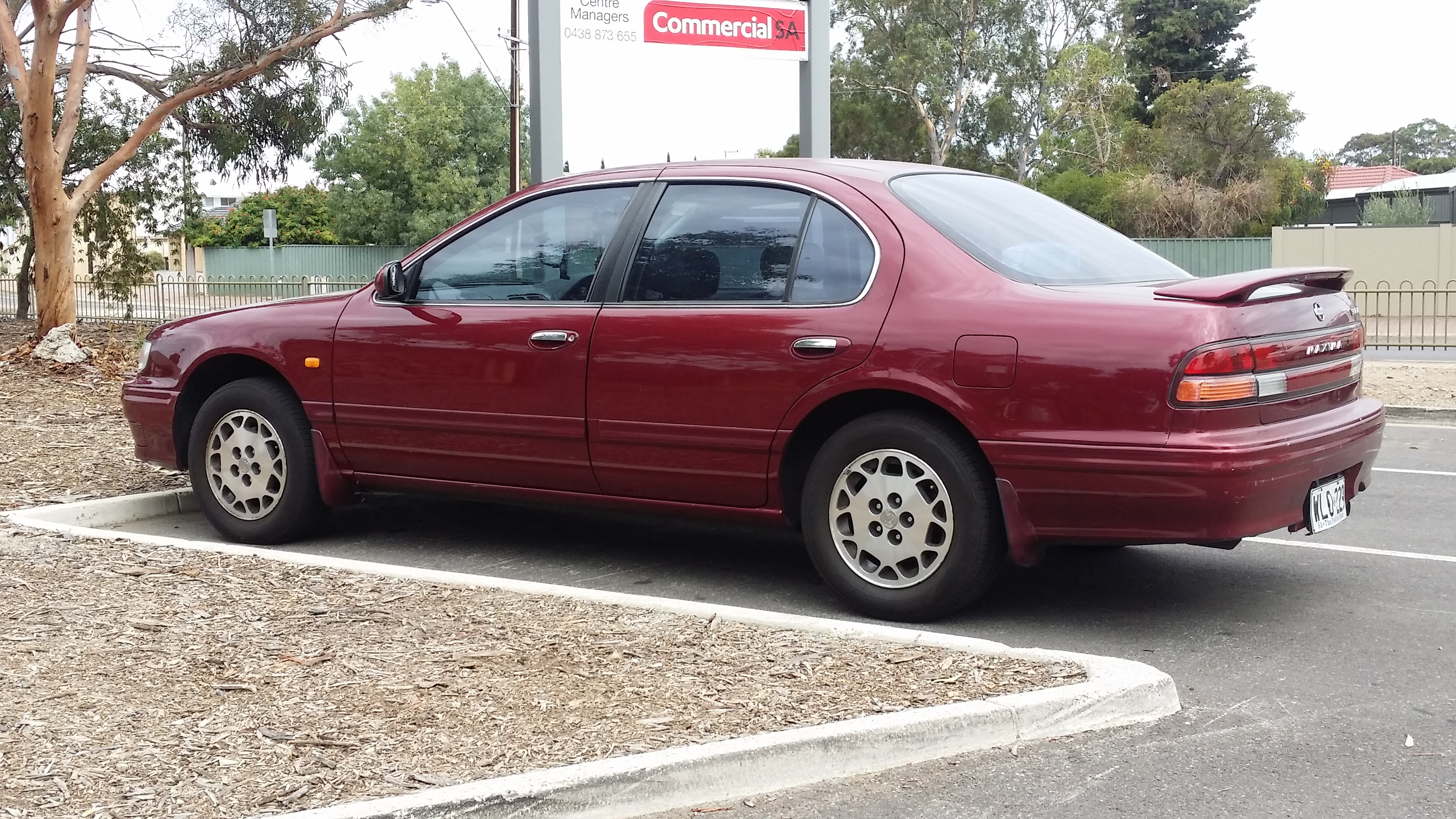 1995 Nissan Maxima (A32)