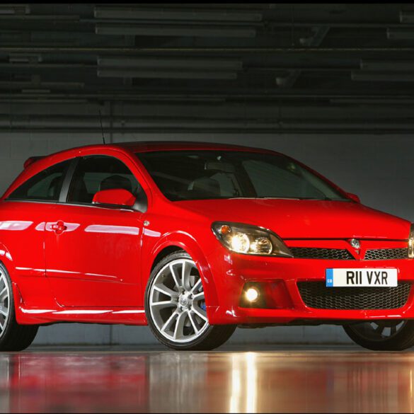 2005 Opel Astra VXR