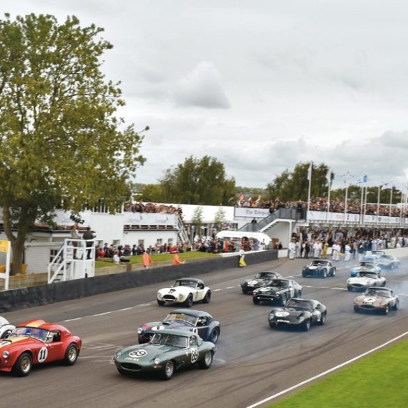 Andrew Smith’s AC Cobra leads the RAC TT Celebration Race start. Photo: Jochen Van Cauwenberge