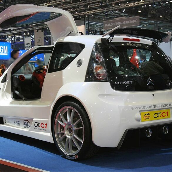 2006 Geneva Motor Show -5