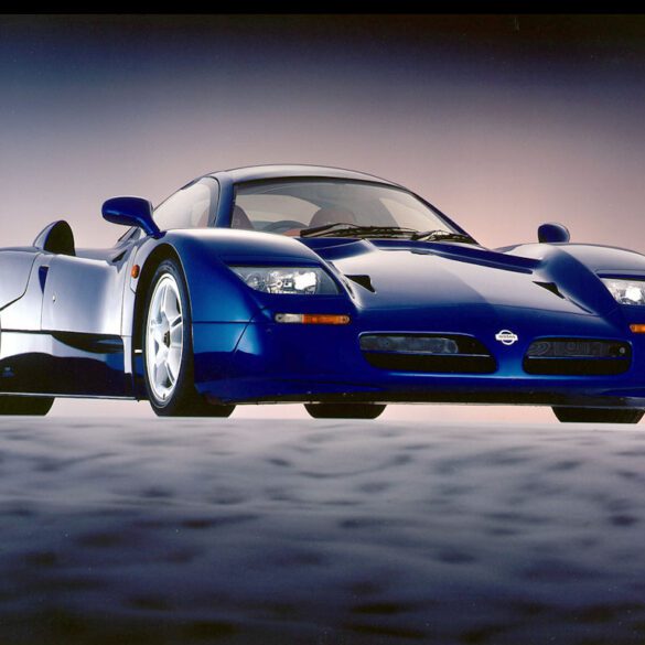 1998_Nissan_R390GT13