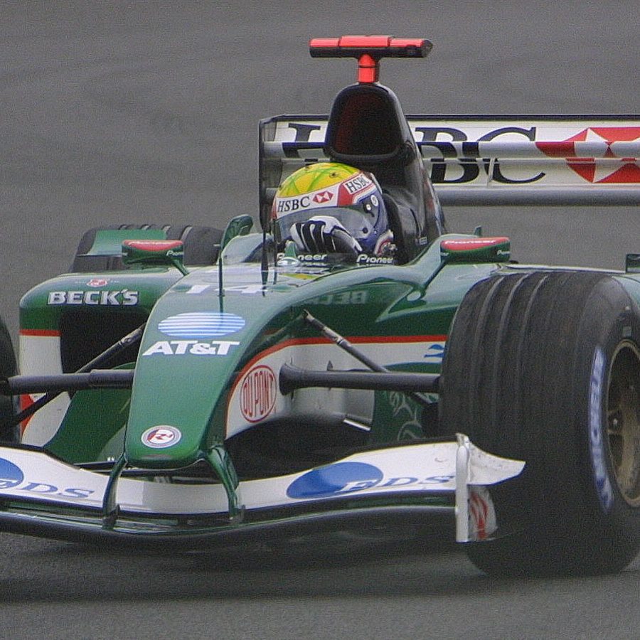 2001 Jaguar R2