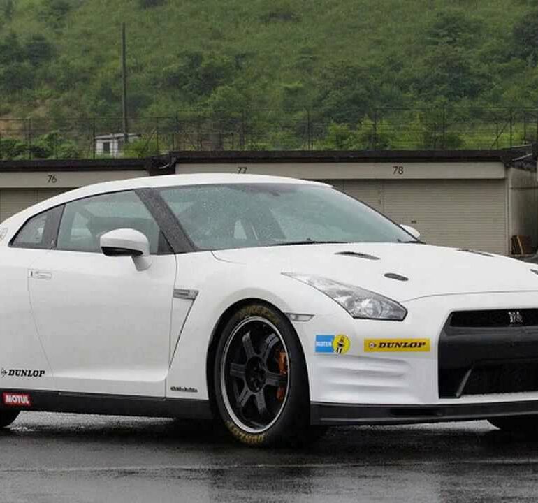 2011 Nissan GT-R Club Track Edition