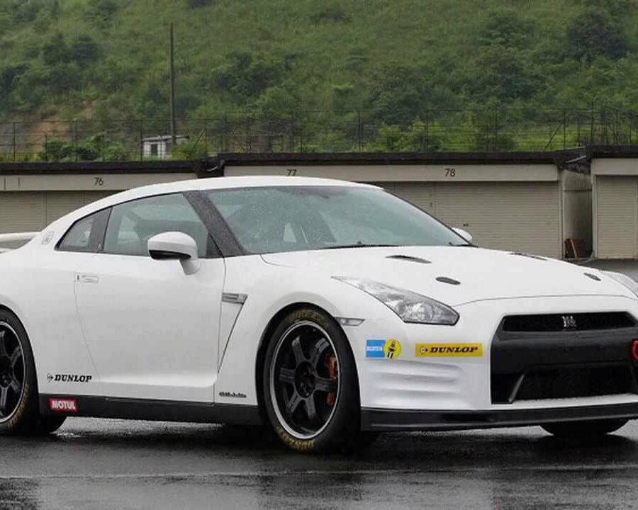 2011 Nissan GT-R Club Track Edition