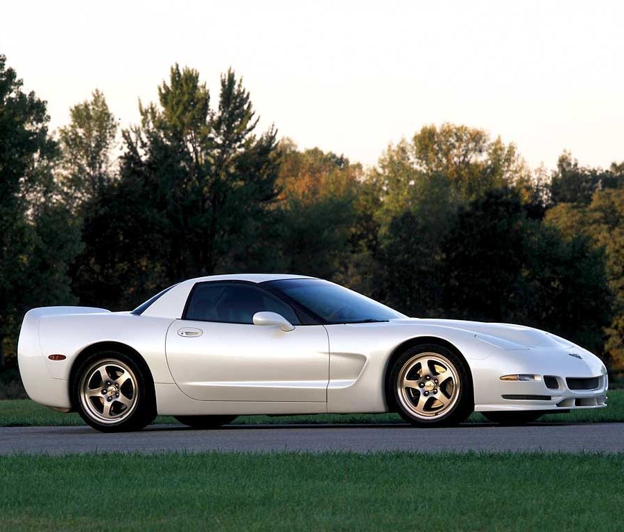 2002 Chevrolet Corvette White Shark Concept