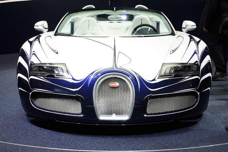 2011 Bugatti 16/4 Veyron ‘L'Or Blanc’ Gallery | Gallery | SuperCars.net