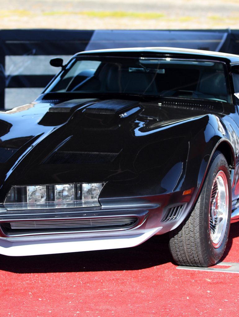 1965 Chevrolet Corvette Mako Shark II