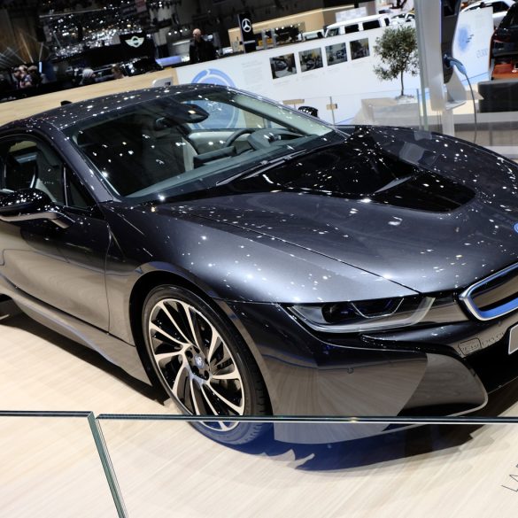 2014 BMW i8 Gallery