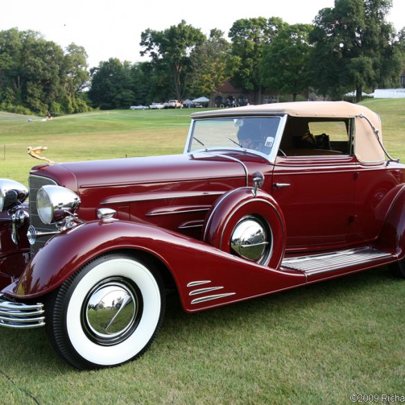 1933 Cadillac Series 452-C V16