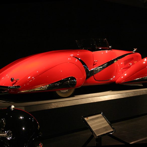 1937 Cadillac V16 Hartmann Cabriolet