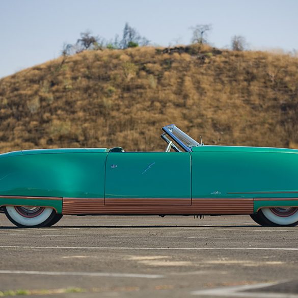 1941 Chrysler Thunderbolt