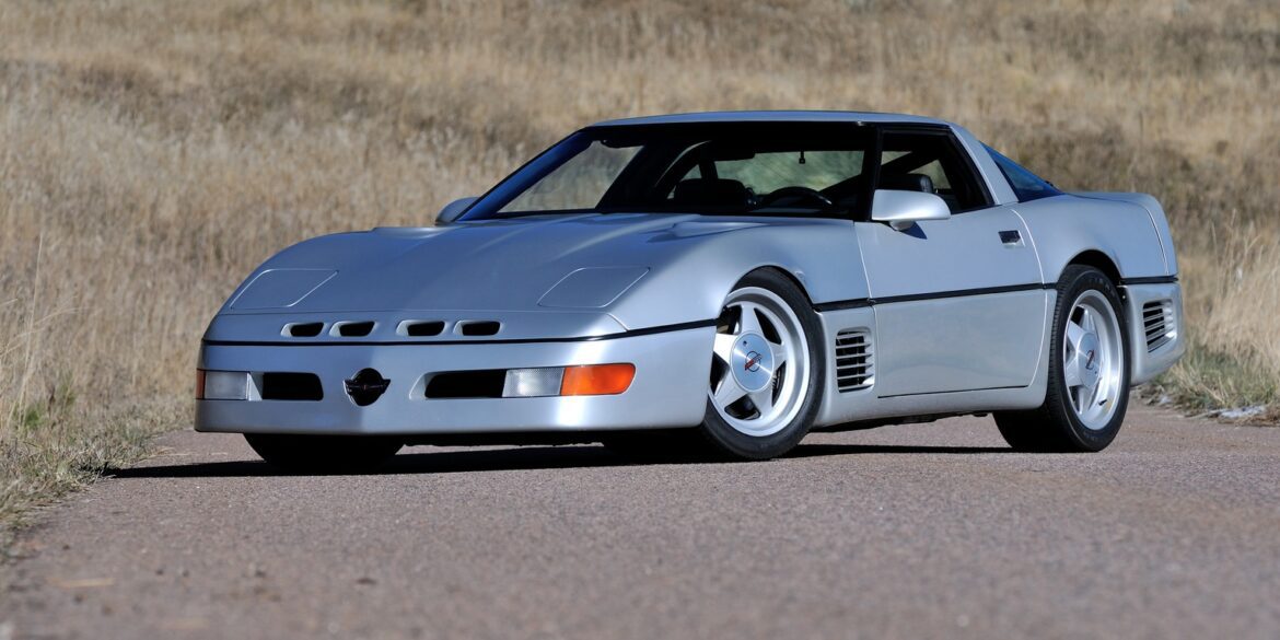 1988_Callaway_SledgehammerCorvette-1-1536