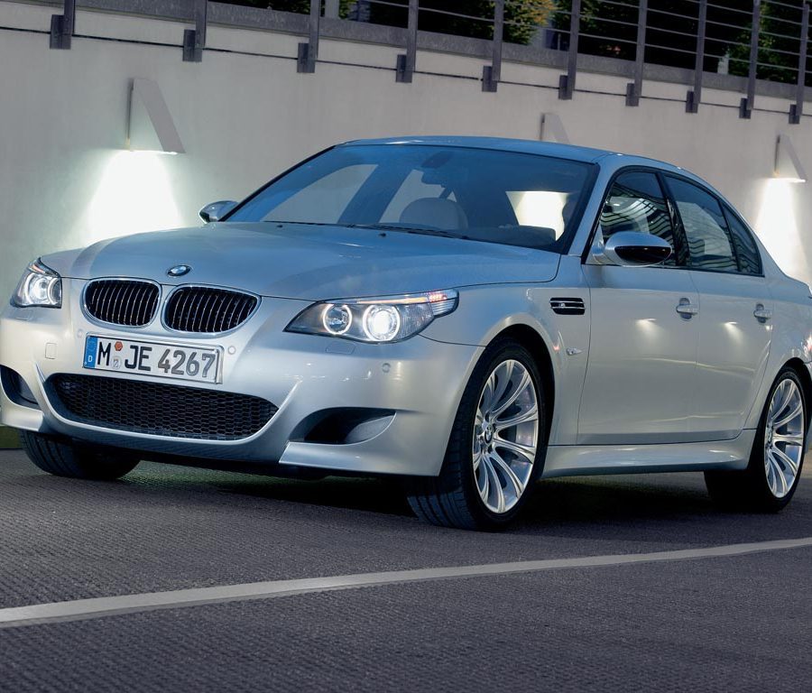 2005 BMW M5