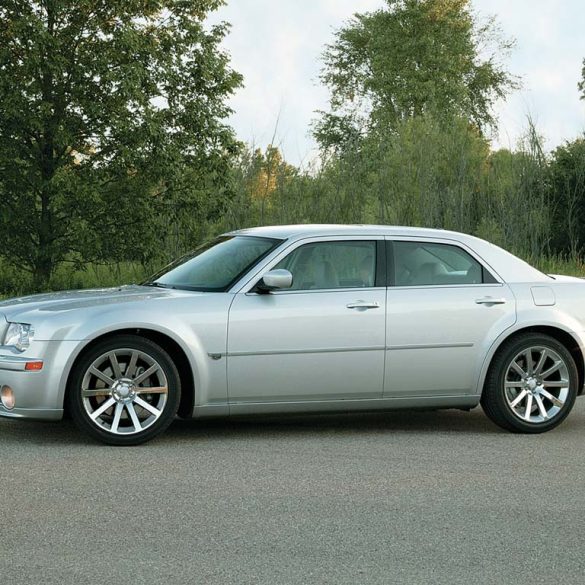 2005 Chrysler 300C SRT8