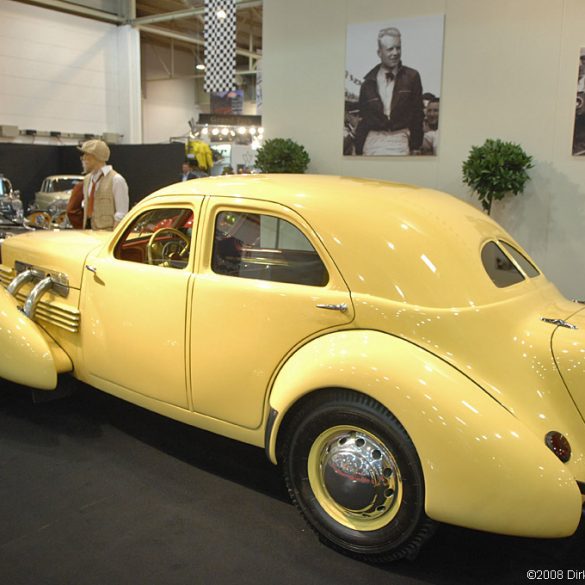 1937 Cord 812 Gallery