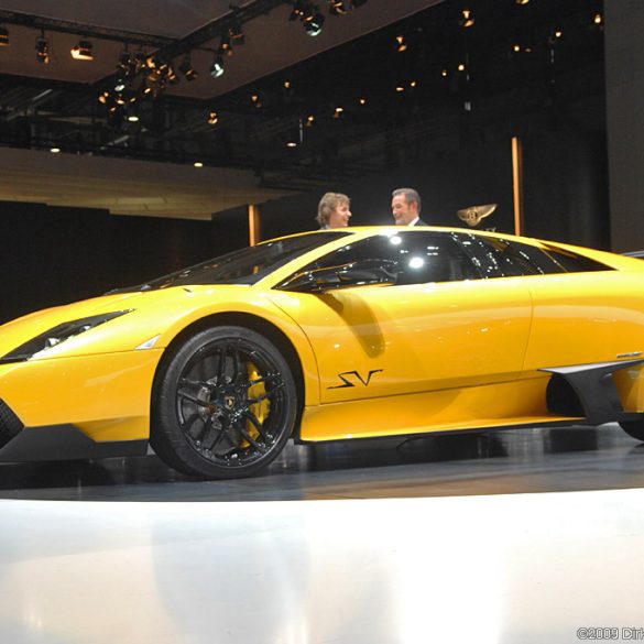 2009 Geneva Motor Show-4