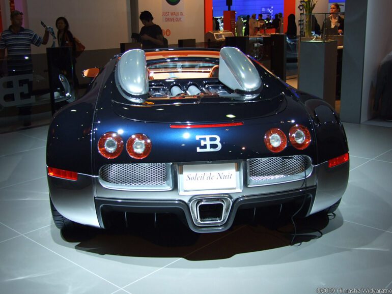 Bugatti 16/4 Veyron Grand Sport ‘Soleil de Nuit’