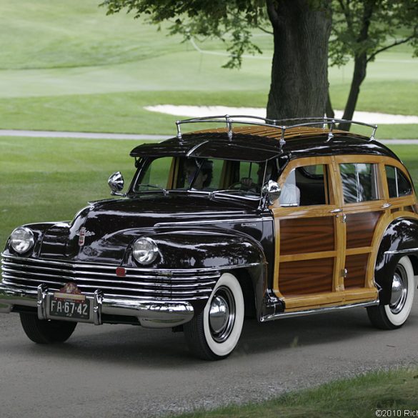 1942 Chrysler Town & Country ‘Barrelback’ Wagon