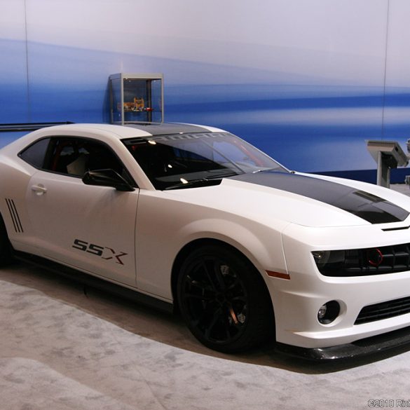 2010 Chevrolet Camaro SSX Track Car Gallery