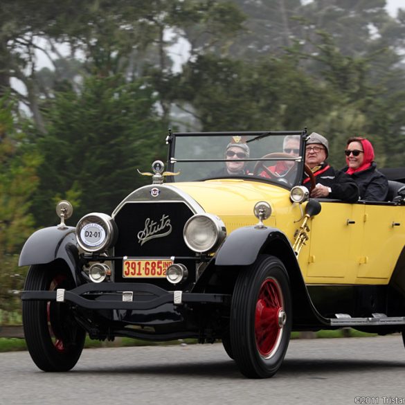 1925 Stutz Series 695