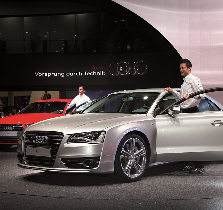 2012 Audi S8