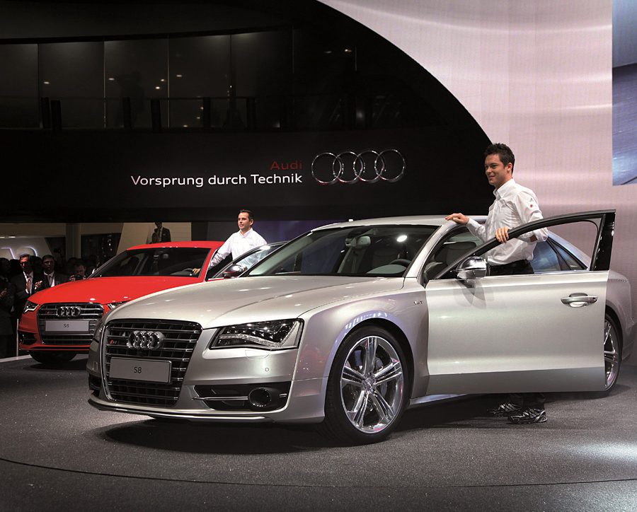 2012 Audi S8