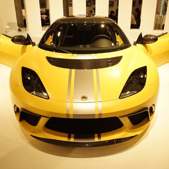 2011 Lotus Evora GTE Road Car Concept Gallery