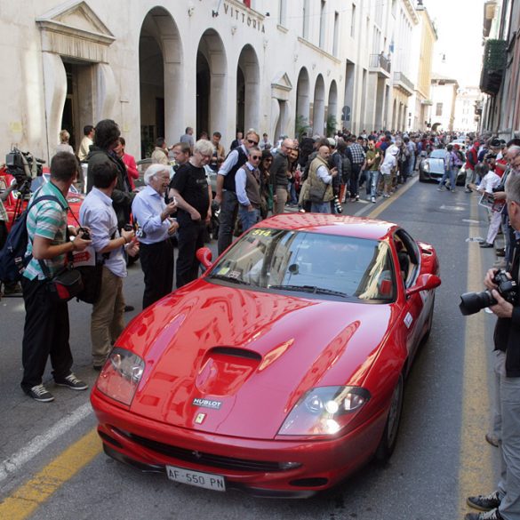 1997 Ferrari 550 Maranello Gallery