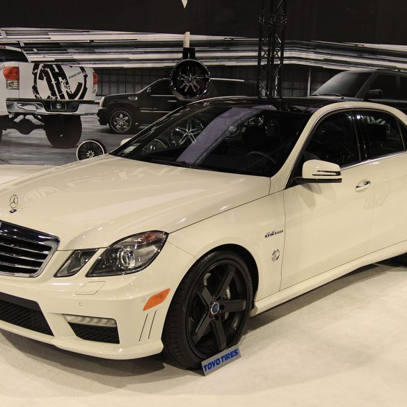 2010 Mercedes-Benz E 63 AMG Sedan Gallery