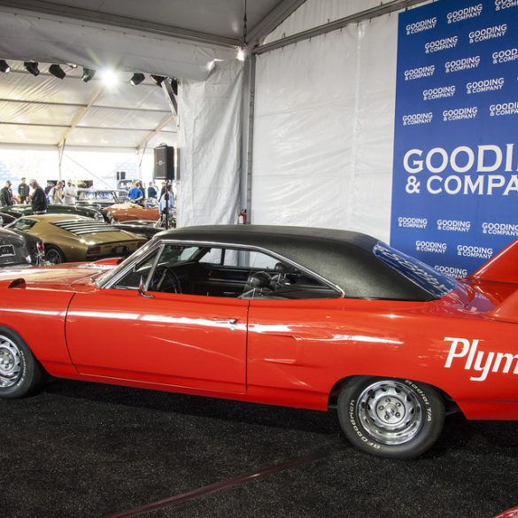 1970 Plymouth Road Runner Superbird HEMI Gallery