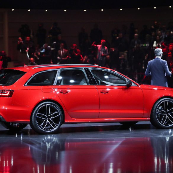 2013 Audi RS 6 Avant Gallery