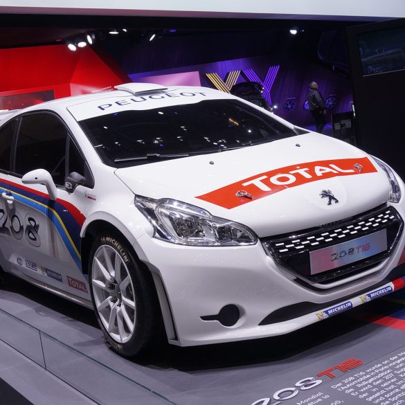 2013 Peugeot 208 T16