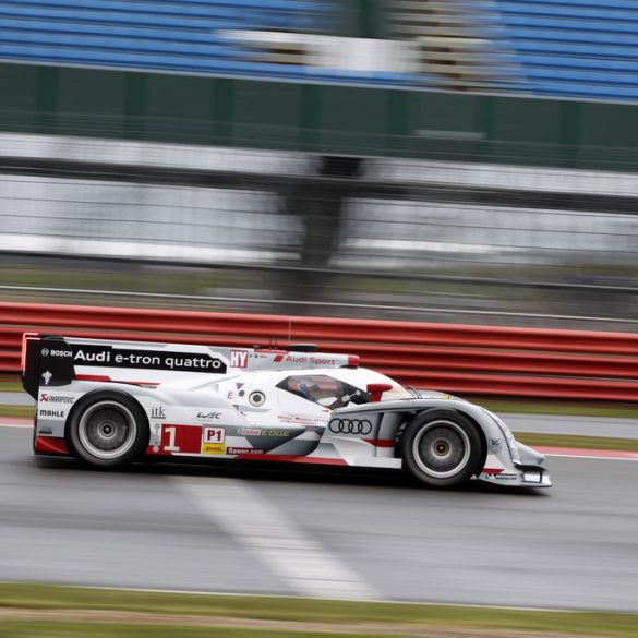 2012 Audi R18 e-tron quattro Gallery