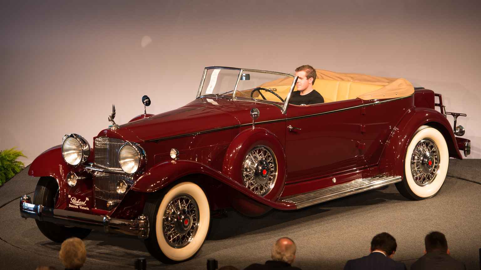 1932 Packard Individual Custom Eight 904