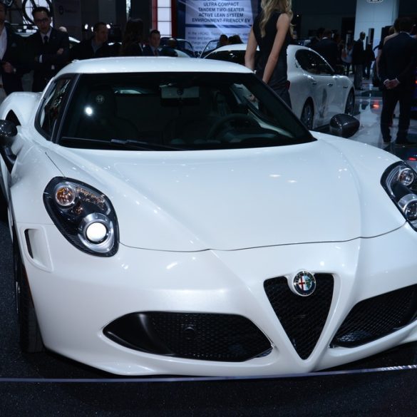 2013 Alfa Romeo 4C Gallery