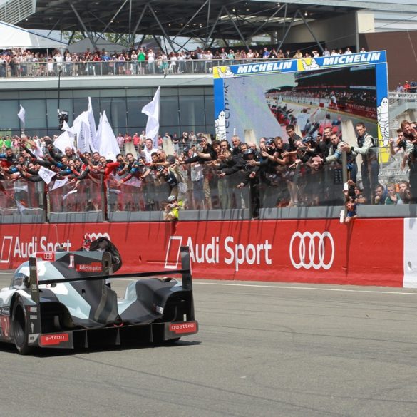 2014 Audi R18 e-tron quattro Gallery