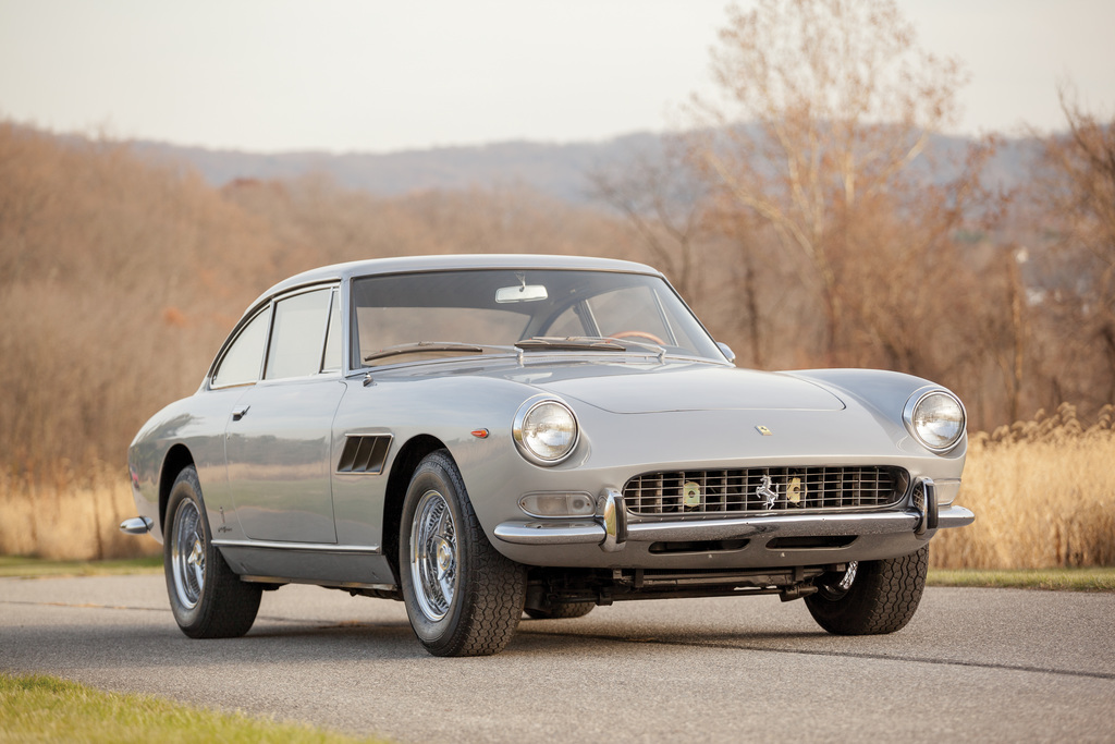 1966 Ferrari 330 GT 2+2 Series II