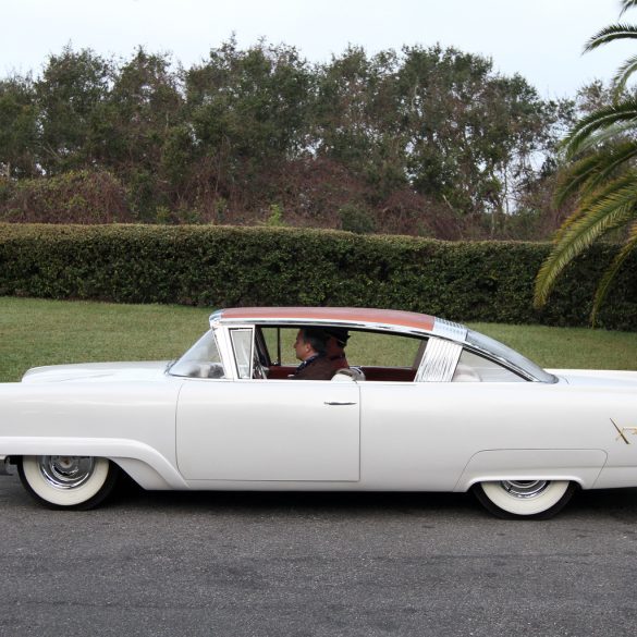 1954 Mercury Monterey XM-800 Gallery