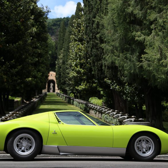 1971 Lamborghini Miura P400 SV Gallery