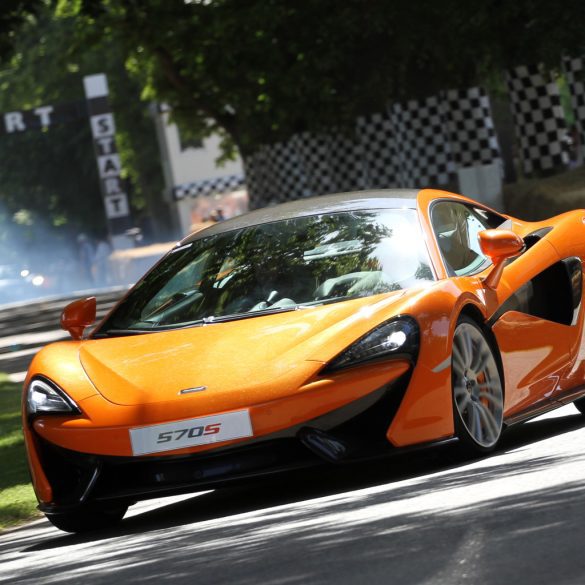 2015 McLaren 570S Coupé Gallery