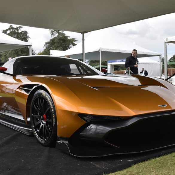 2015 Aston Martin Vulcan Gallery