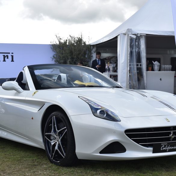 2014 Ferrari California T Gallery