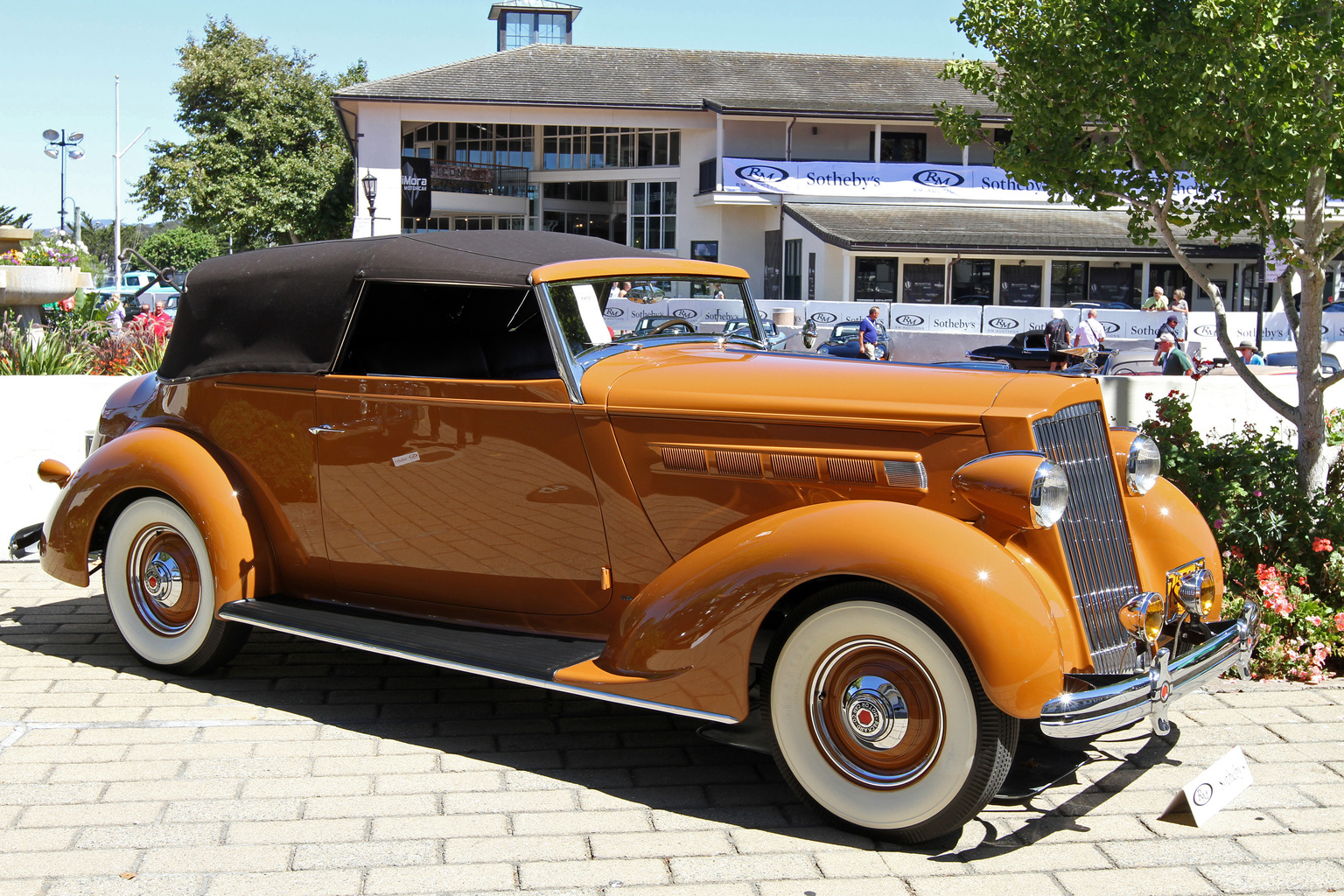 1936 Packard One Twenty Model 120-B